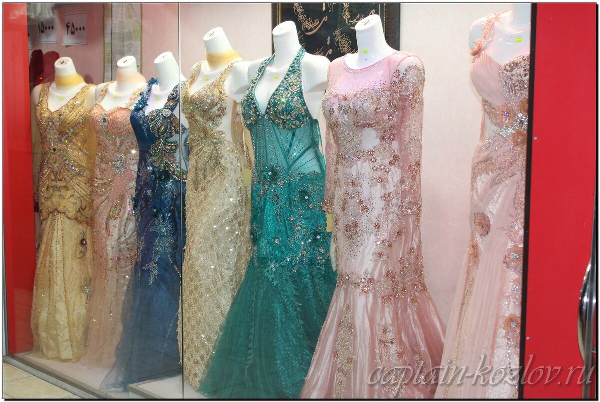 В магазинах города Йезд в Иране