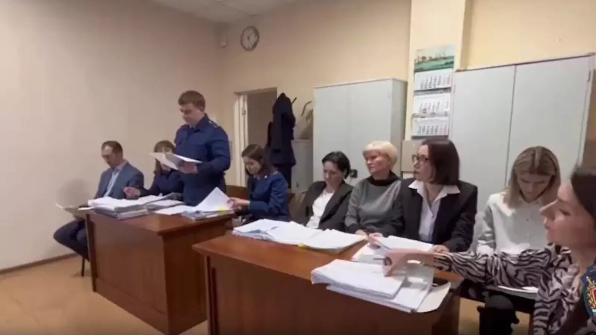     Центральный районный суд Красноярска рассматривает иск прокурора Красноярского края Романа Тютюника к мэрии города — администрацию хотят через суд принудить к строительству школ и детских садов в густонаселенных микрорайонах.