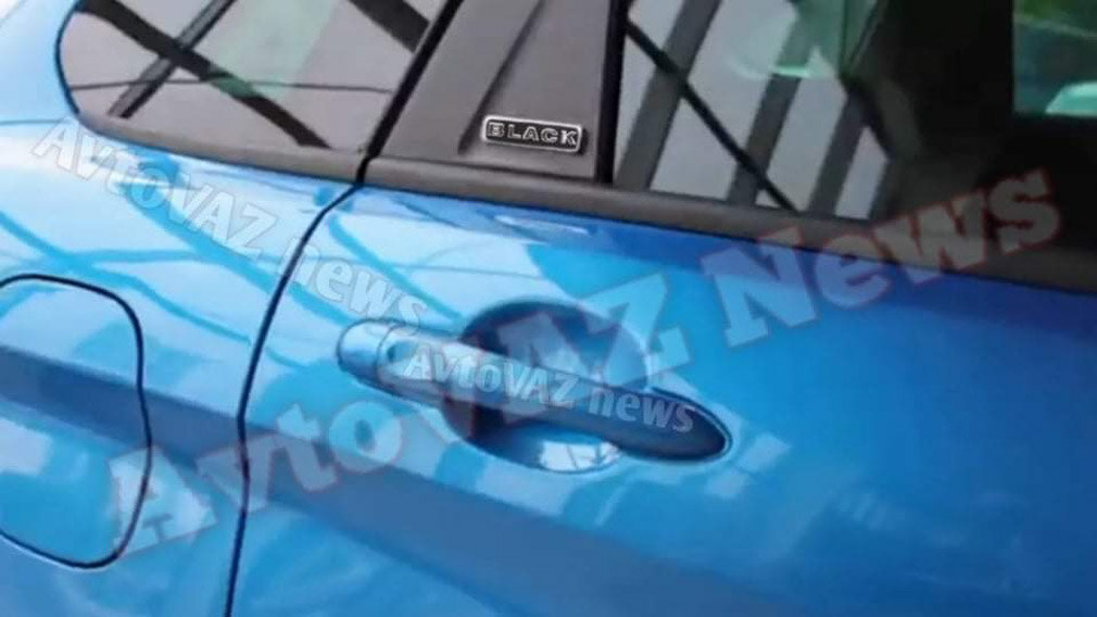 Lada Xray Cross Black, фото: «AvtoVAZ News» 