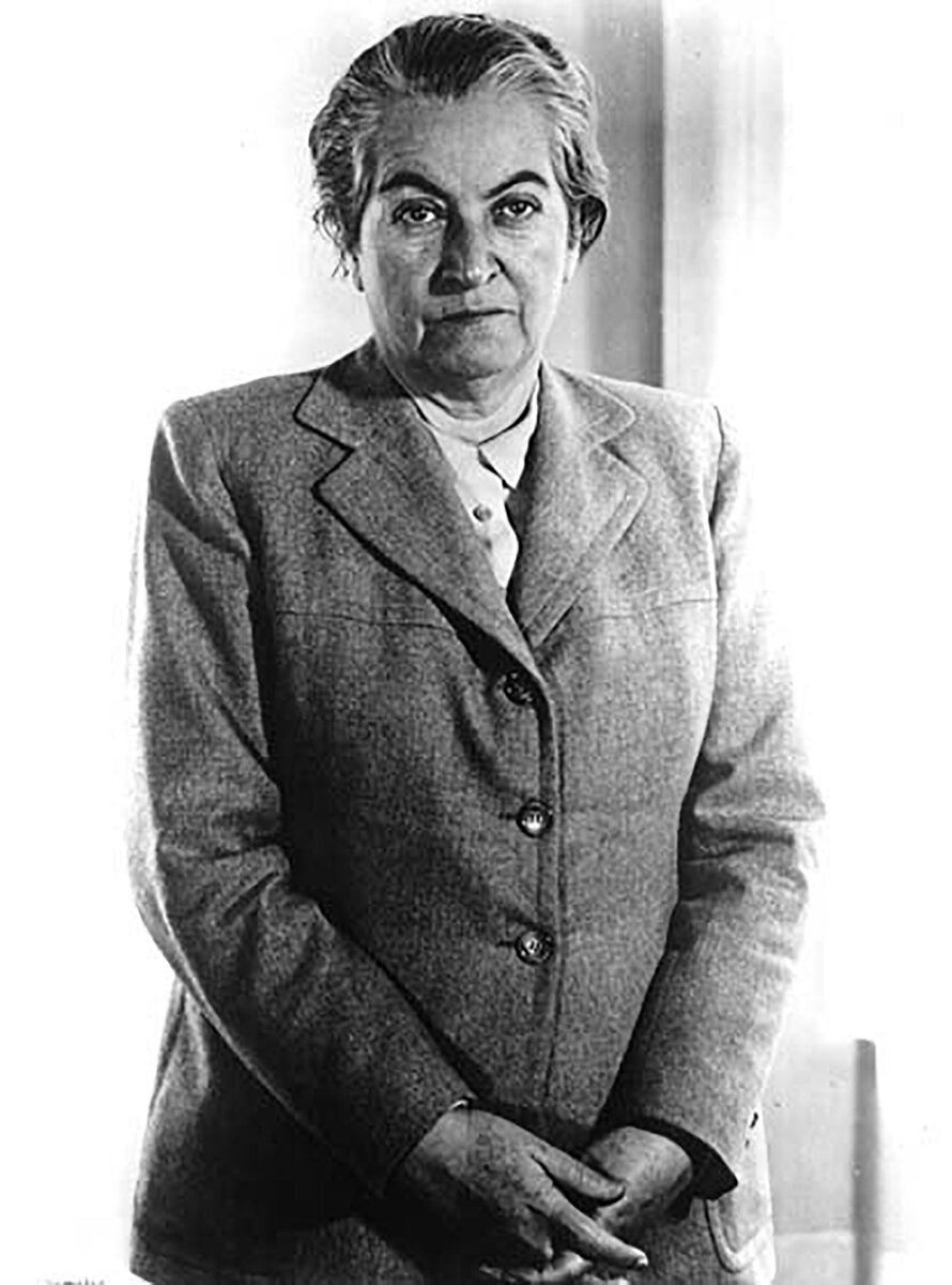Габриэла Мистраль (1889-1957) - чилийская поэтесса.
