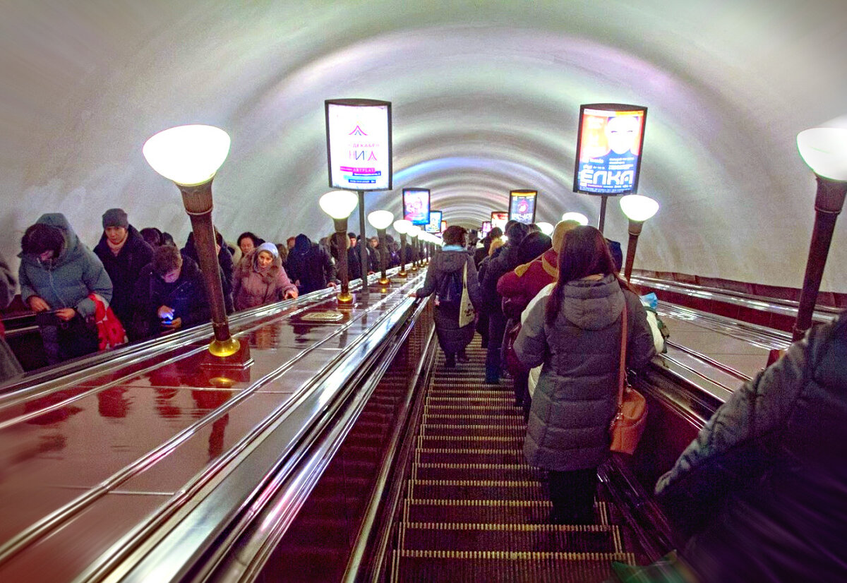 Туристская метро фото