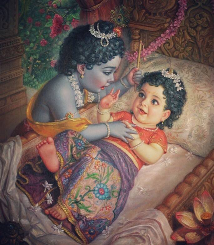 Радхарани первый раз открывает глаза.