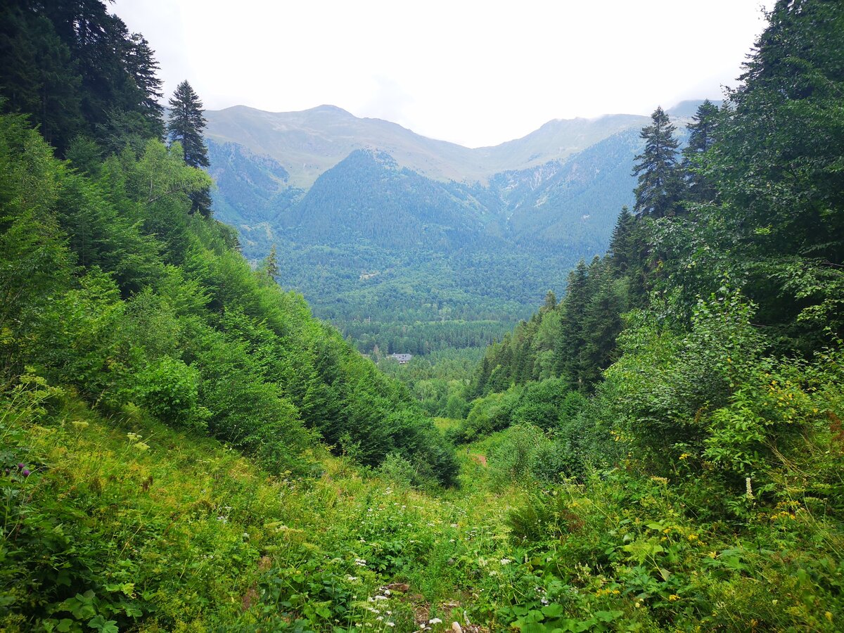Карачаево - Черкесская Республика село Архыз