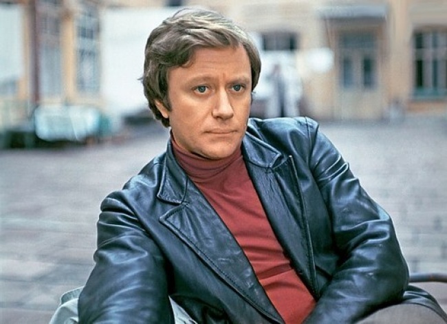 Андрей Миронов(подсказка)