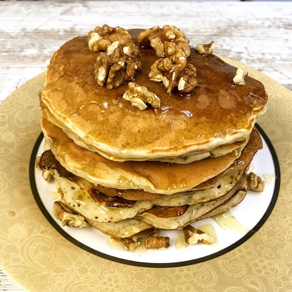 Банановые панкейки с медом и грецкими орехами!🥞 | PoeDashka | Дзен