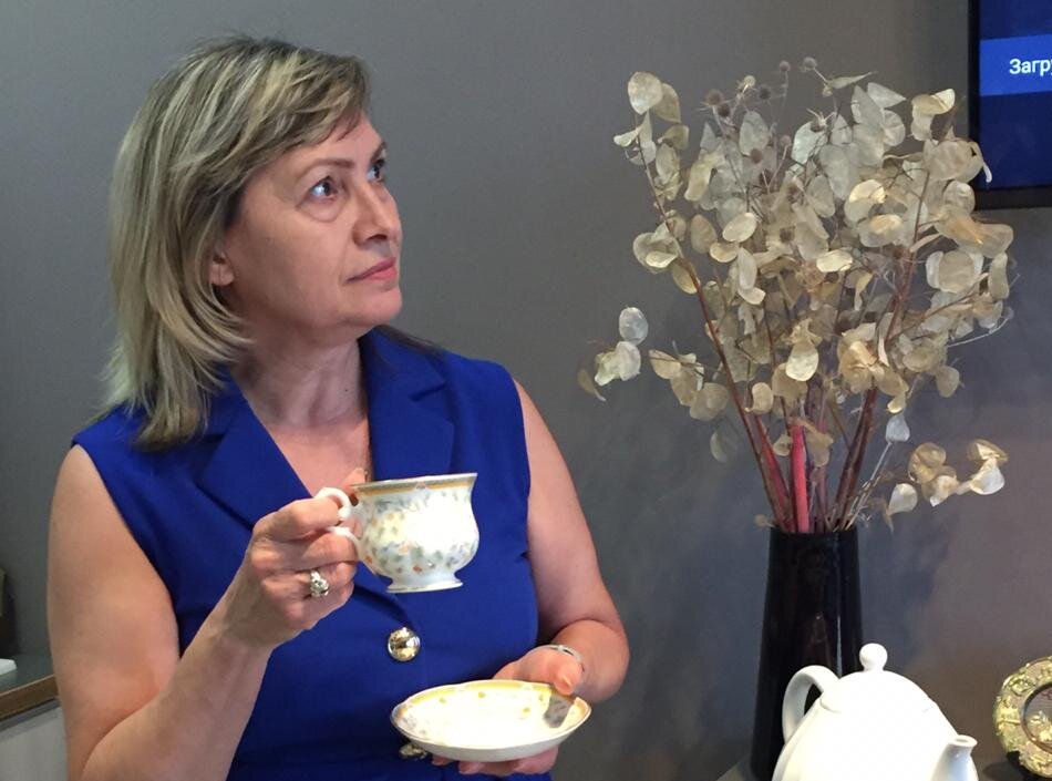 Моя сестра Елена, в свои 63 свела алкоголь к минимуму  и  пьет качественный кофе !