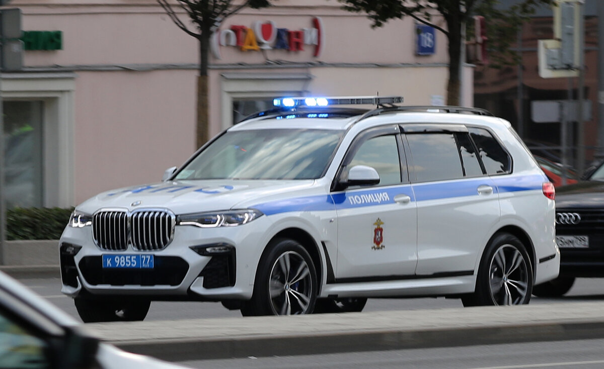 BMW X7 - новинка на службе полиции Москвы | ФотоОхота на автомобили | Дзен