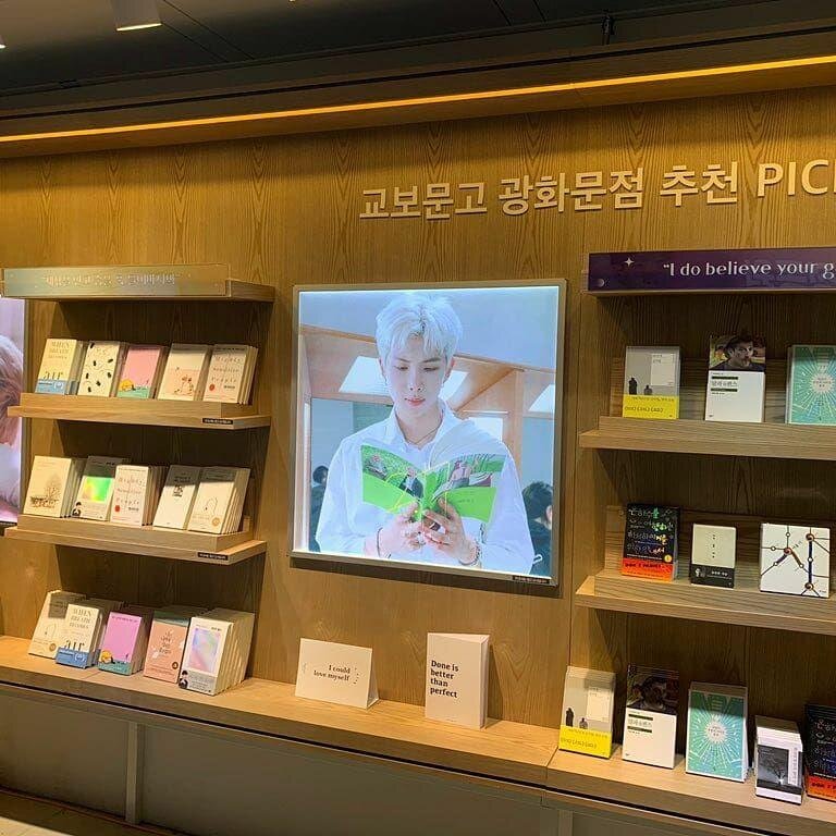 Пролистайте, чтобы увидеть всю выставку!