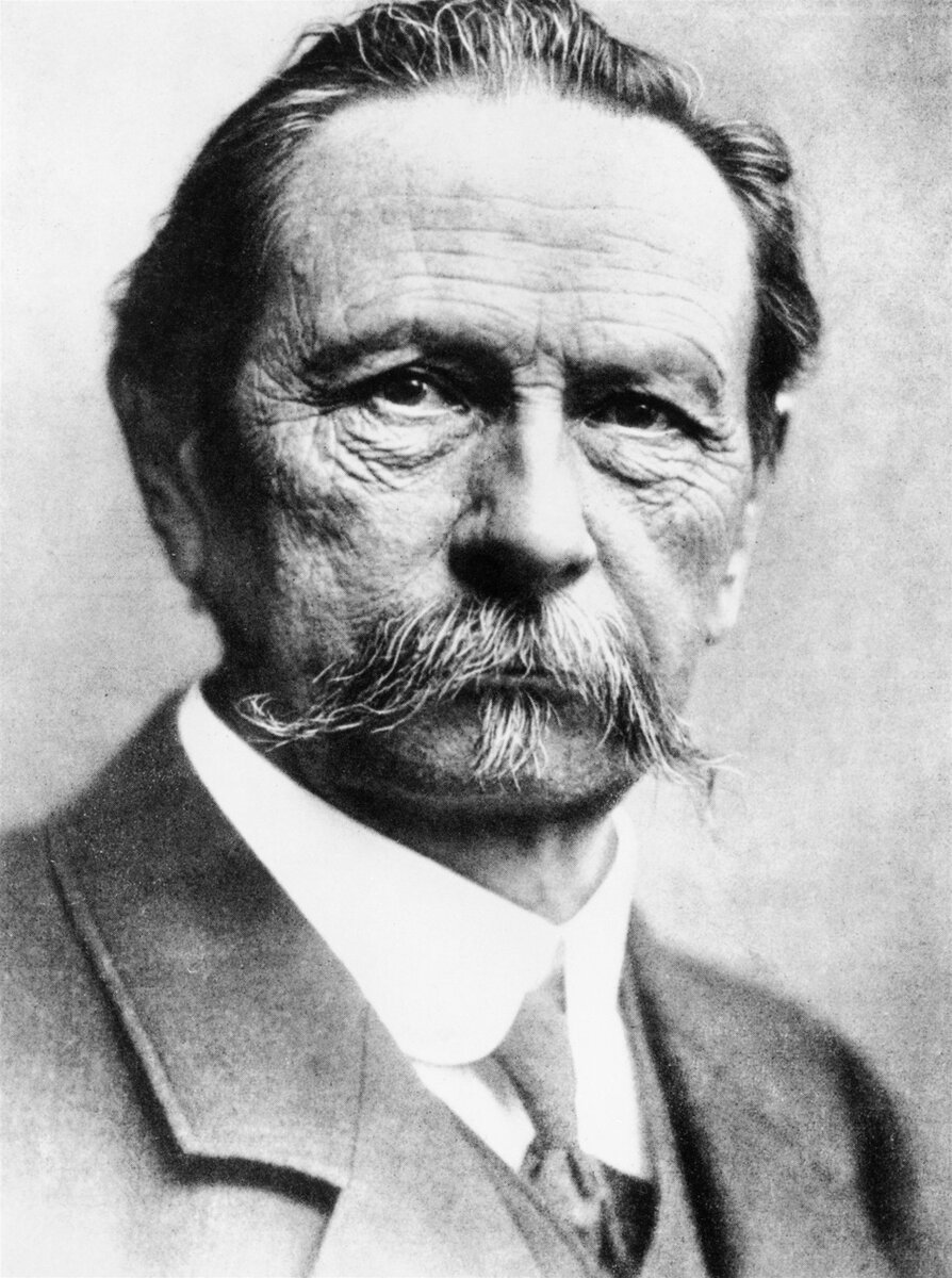 Карл Фридрих Михаэль Бенц.