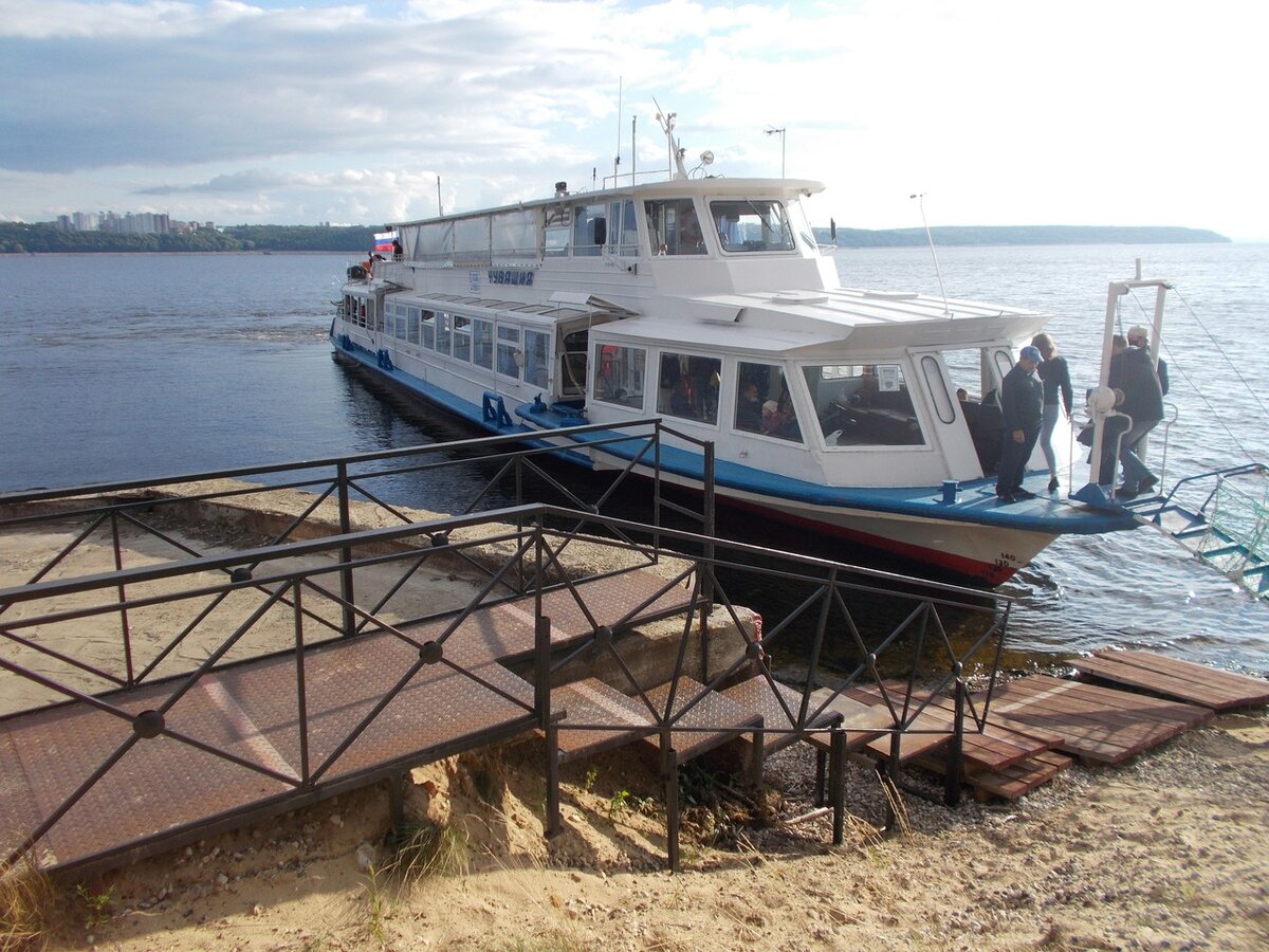 теплоход чебоксары