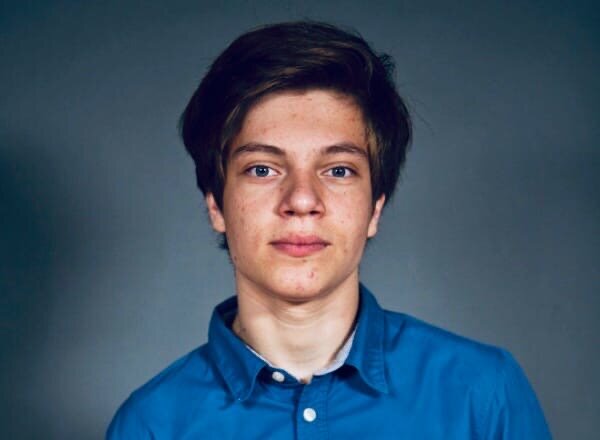 Ниже вы увидите сестренку Егора