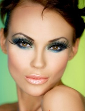 Giveaway: Get The Look: NY Fashion Week Best Makeup Trends For Fall/Winter 2012/