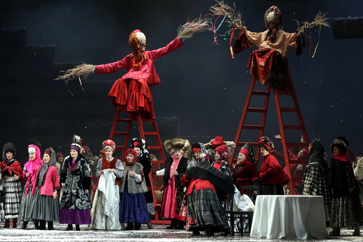 мхт богомолов спектакли. танец в оперетте. спектакль театр в театре вахтангова. новая постановка. летучая мышь спектакль оперетта.