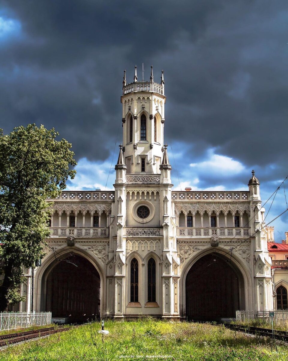 Петергофский вокзал. Фото: alex_masterhapkido