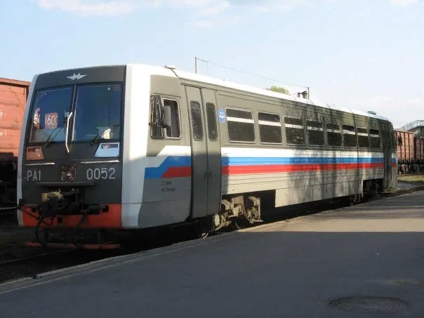 Рельсовый автобус РА-1 в Великих Луках в 2012 году