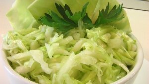 Салат из белокочанной капусты