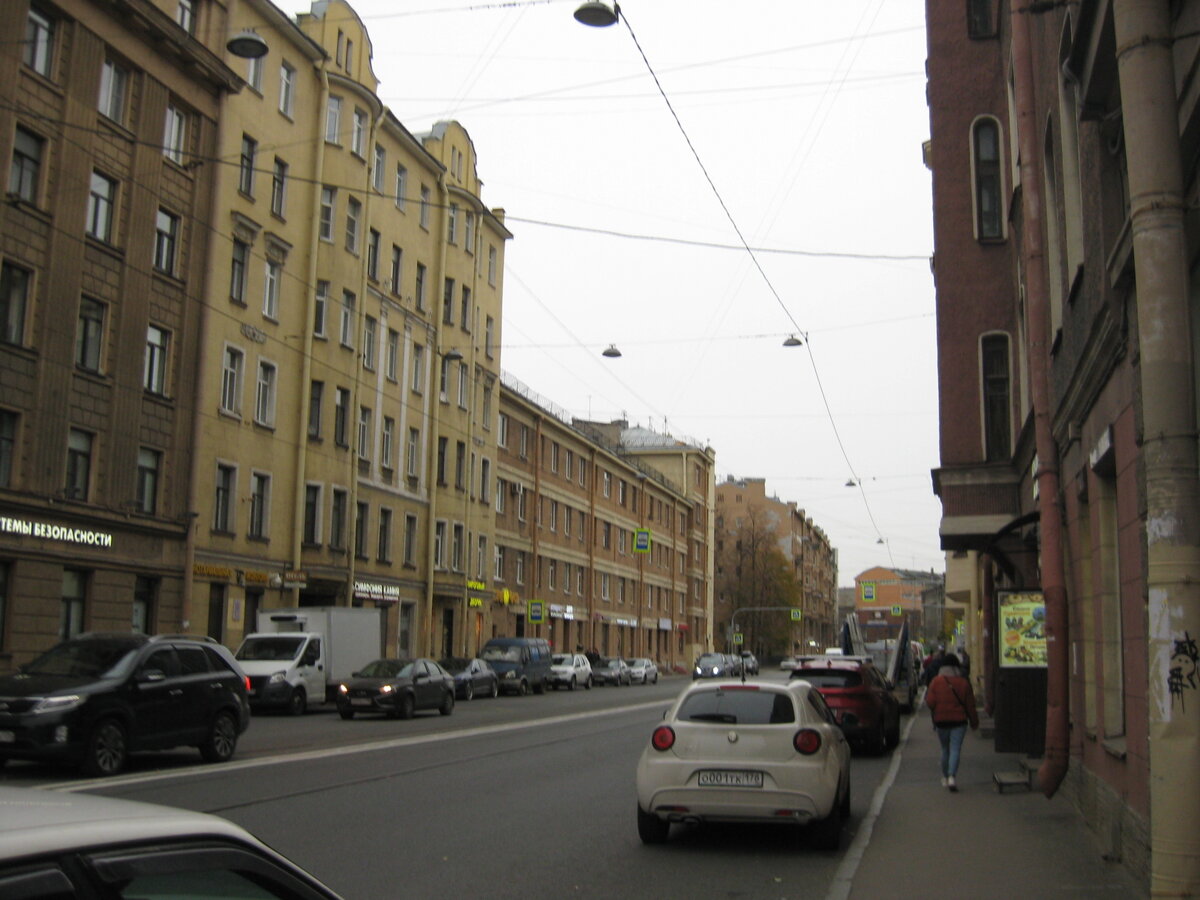 2021 год, СПб, таро-Петергофский проспект