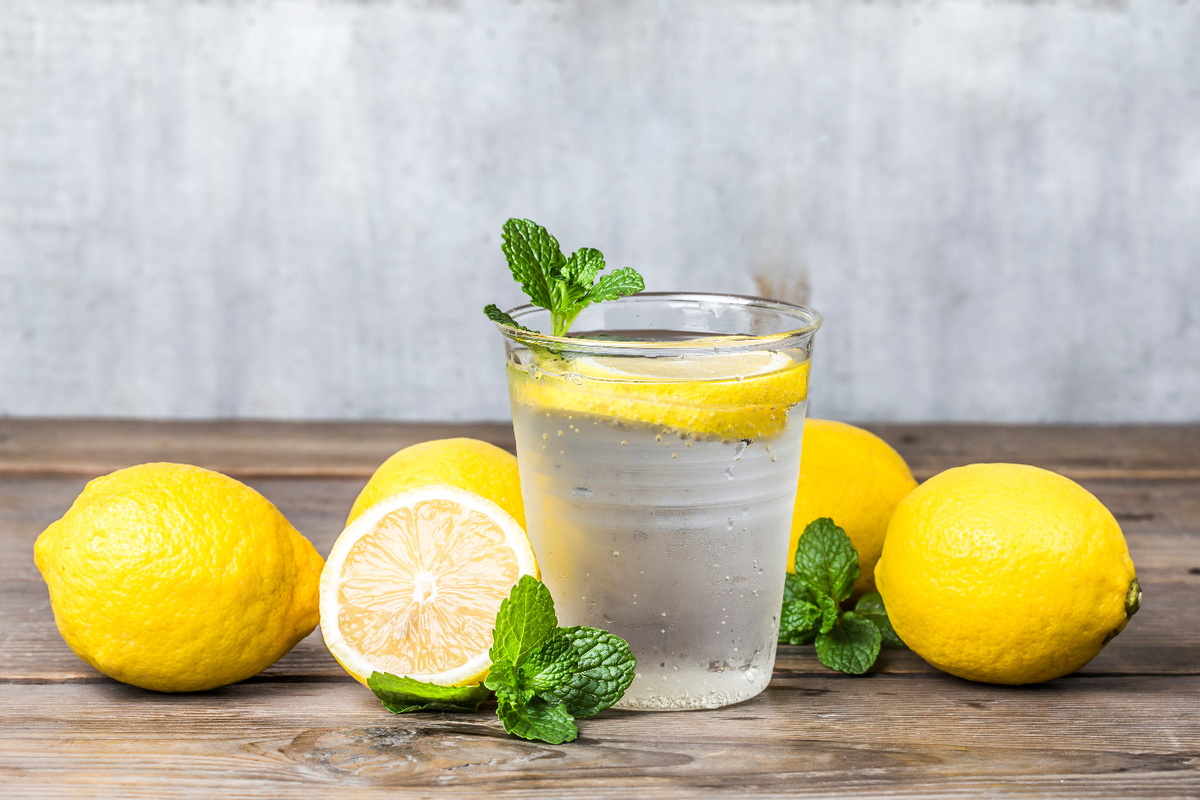 Fresh лимон. Нимбу пани. Лимонад Fresh Lemon. Вода с лимоном. Домашний лимонад с мятой.