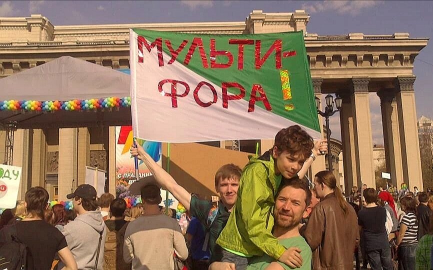 Вчера маленько собрал виктории у себя в мичуринском. По каким словам сибиряк сибиряка видит издалека?