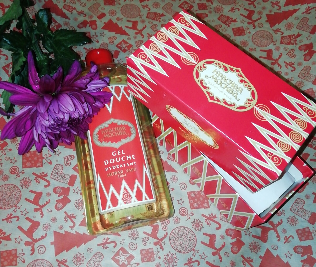 Набор мыла 6*50 около 800 рублей, гель для душа около 150