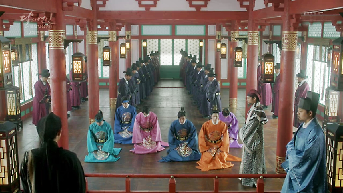 Кадры к дораме "Лунные влюблённые: алые сердца Корё" 