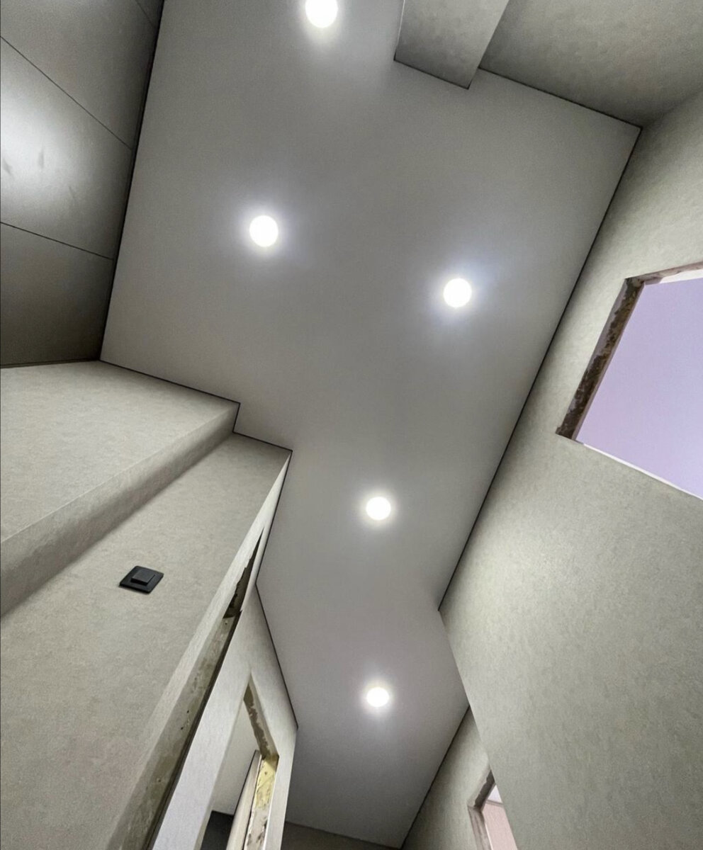 Матовый натяжной потолок 