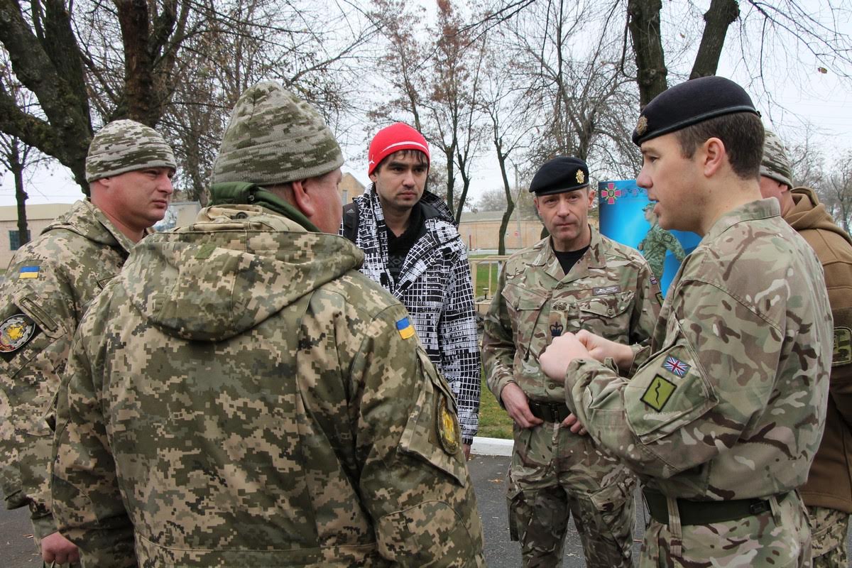Британские коммандос на Украине/Незалежная готовится к диверсионной войне2