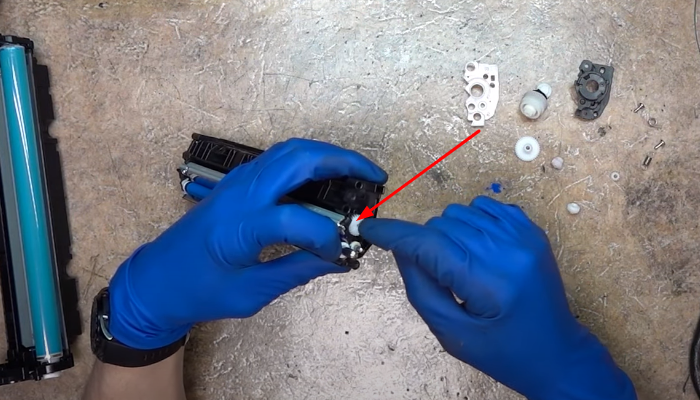 Фото 65. Установленные шестерни