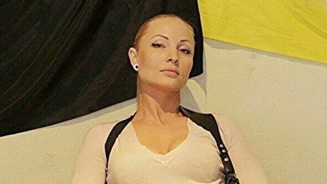 Болезнь очень быстро прогрессировала, и женщине стало плохо прямо на рабочем месте. Сотрудники отвезли ее в больницу, где женщине поставили диагноз – туберкулез. Она сразу же начала лечение, но было уже слишком поздно…