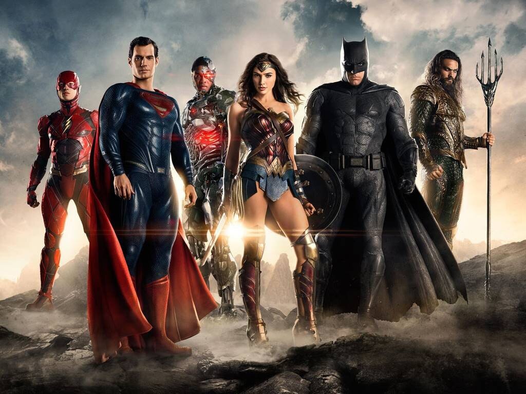  Черный костюм Супермена. Warner Bros в очередной раз доказывают людям, что на их фильмы по комиксам DC не нужно ходить в кино, нужно ждать релиза на домашних носителях.