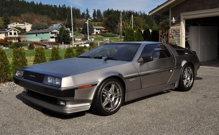 DeLorean DMC-12