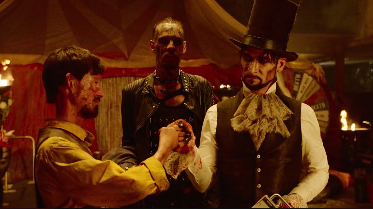 Колин каннингем кровавая гонка. Колин каннингем julian slink. Колин каннингем julian slink. Колин каннингем кровавая гонка. Кровавая езда.