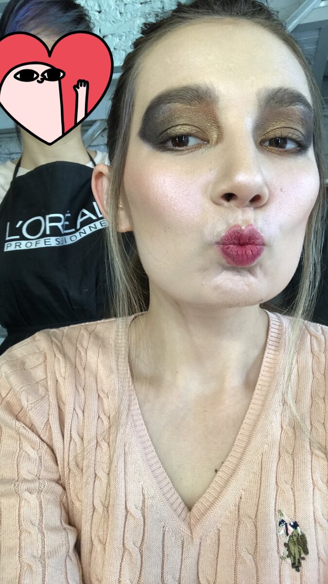 Макияж перед подводной съемкой 