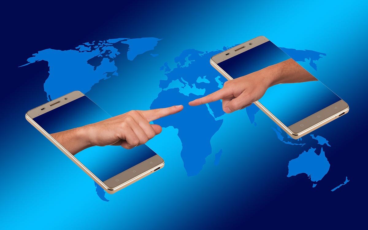 Заметка донецкого краеведа и путешественника Александра Дмитриевского о ситуации со связью в ДНР.