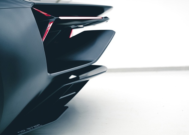 1 / 2
 Одним из радикальных новшеств для нового Aventador может стать использование активной аэродинамики по примеру Huracan Performante.