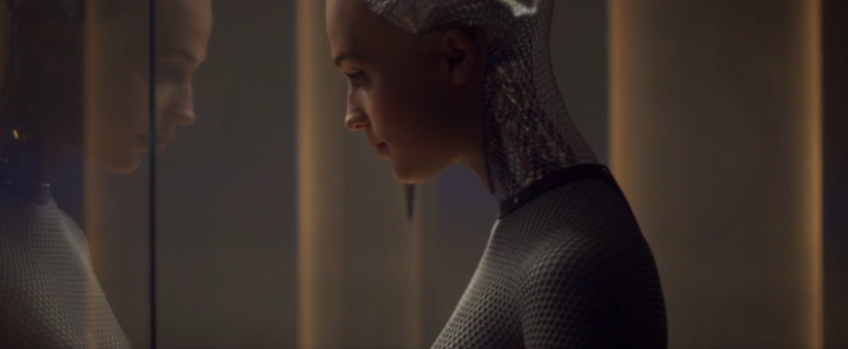 Скриншот из фильма: "Из машины"