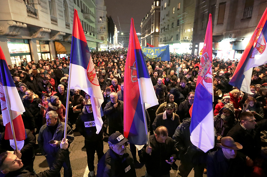 Российский волнение. Белград демонстрация. Сербия политический режим. Демонстрация за Россию. Сербия митинг за Россию.