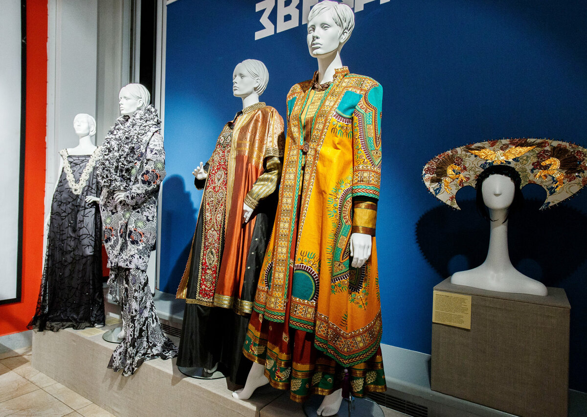 Волгоград на вднх выставка. Москва вднх павильон 229. Н п ламанова модельер. Волгоград на вднх выставка. Юрий комочков волгоград.