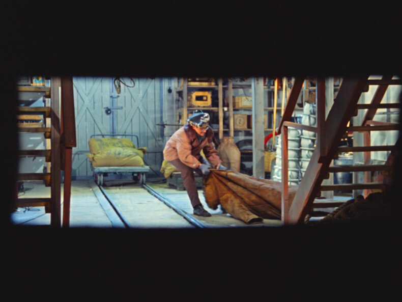 Кадр из фильма "Операция "Ы" и другие приключения Шурика"                                          