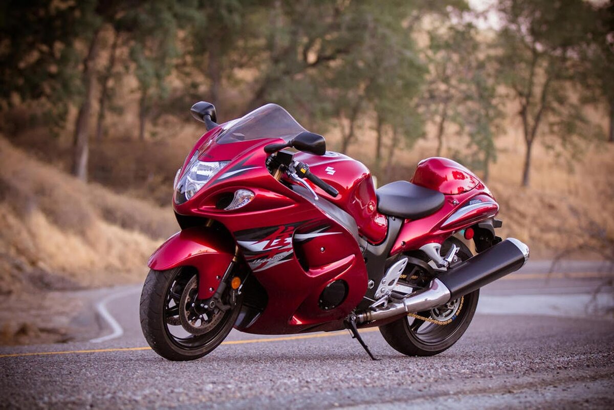 Suzuki Hayabusa GSX1300R             -    