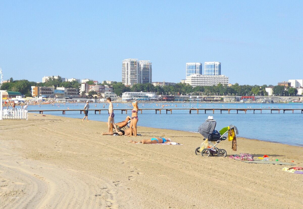 Анапа раньше. Анапа море в районе администрации города. Курорты Анапы по побережью. Анапа 17.06.2021. Курорты в сторону Анапы.