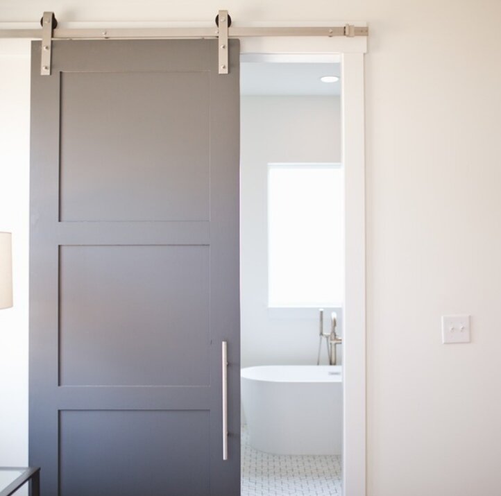 Раздвижная дверь