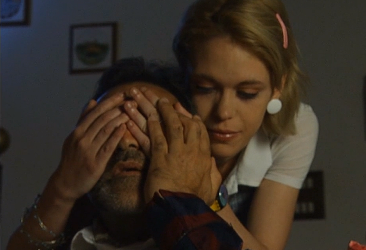 записки тинто брасса порочные отношения. порочные отношения тинто брасс. катерина варци фото ню. катерина варци в молодости. свяжи меня фильм 1990 бандерас.