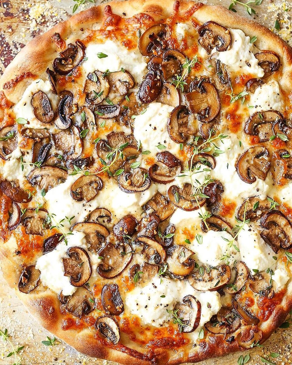 Чаевые за доставку пиццы