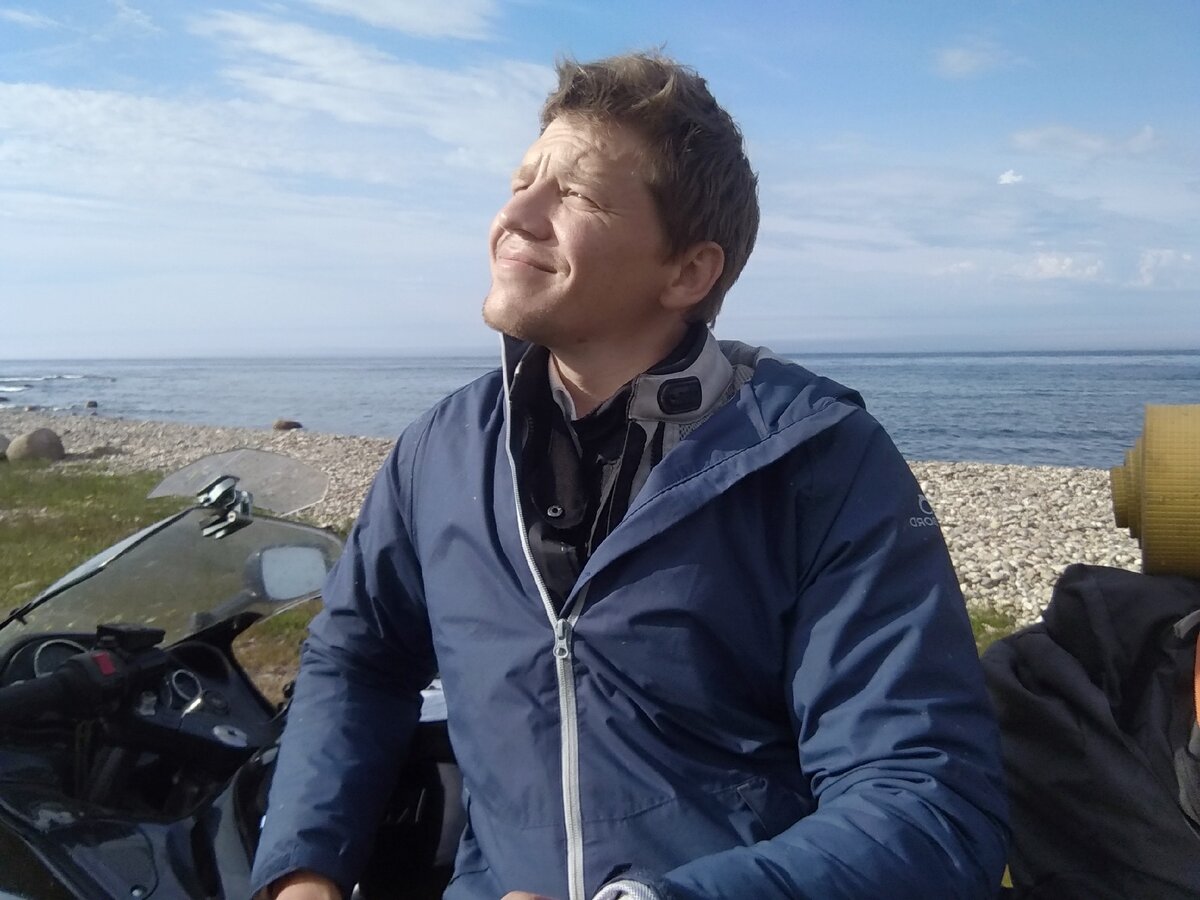 Берег Байкала.