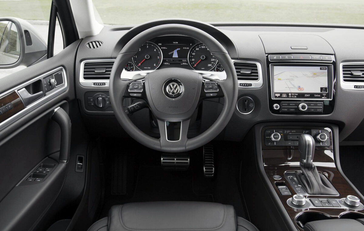 Салон Туарег. Источник: Яндекс-картинки.