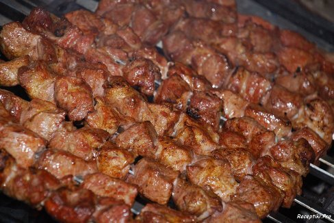 Маринуем мясо с киви