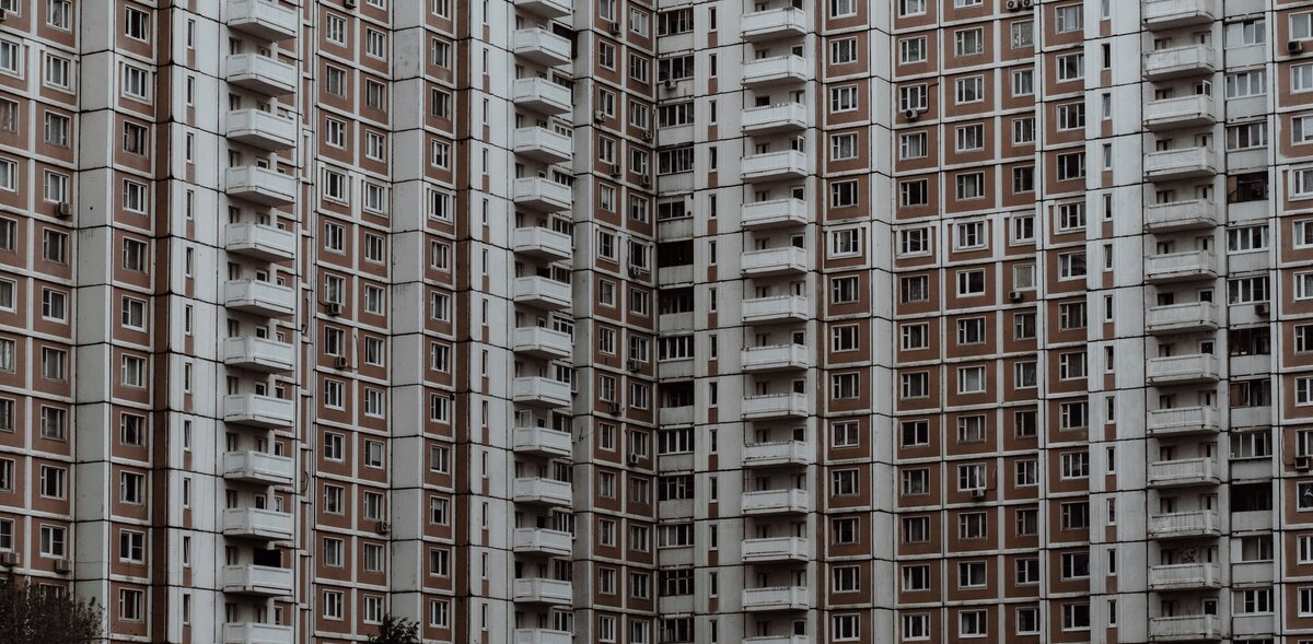  В ближайшие пару недель станет известно как россияне вероятнее всего будут проводить свой досуг и рабочее время - скорее всего дома.