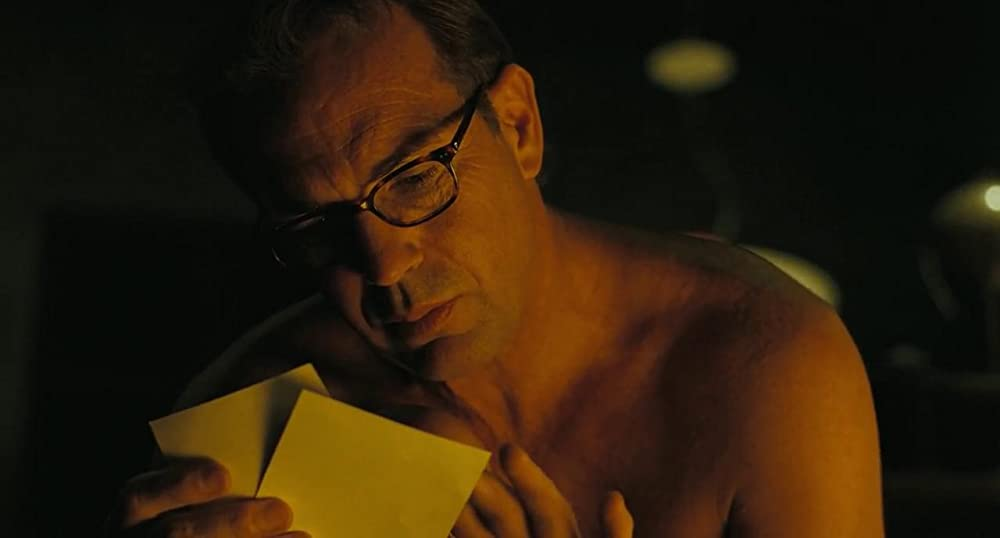 Кадр из фильма Mr. Brooks. Режиссер: Брюс А. Эванс. Оператор: Джон Линдли. Производство: Eden Rock Media, Element Films, Metro-Goldwyn-Mayer (MGM), Relativity Media, Tig Productions. Показ в России: Lizard Cinema