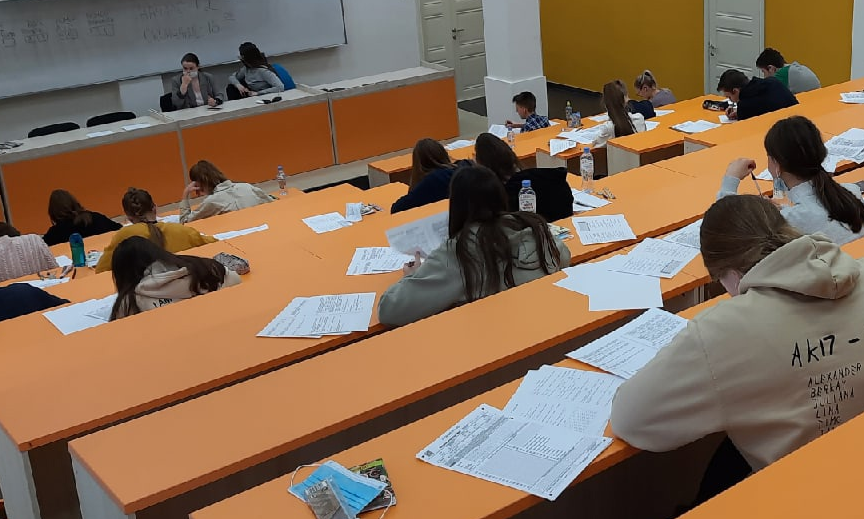 Фото из группы https://vk.com/math_yargu